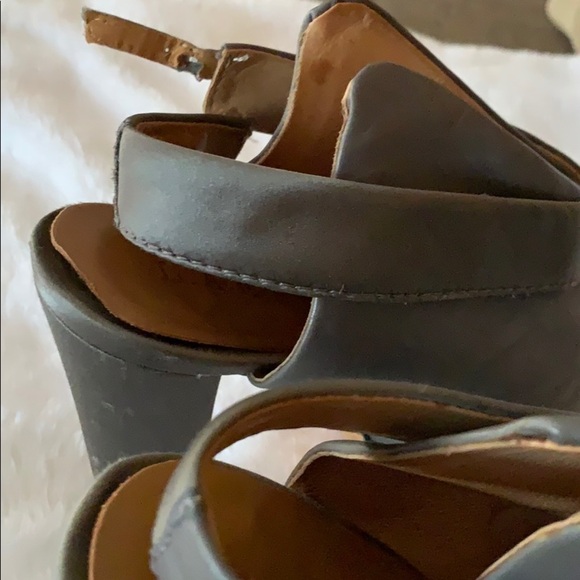 Gently Loved L.A.M.B Heels - Picture 9 of 11